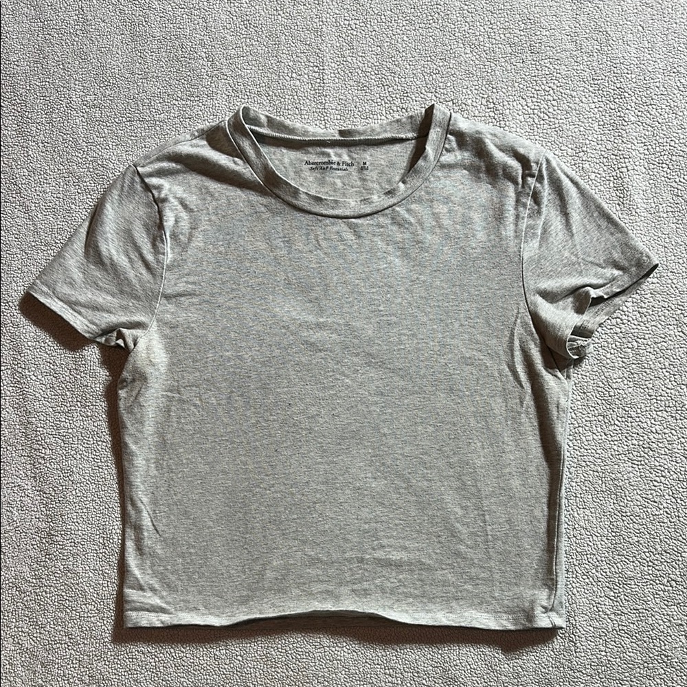 Abercrombie & Fitch Gray Crop T-Shirt Short Sleeve Relaxed